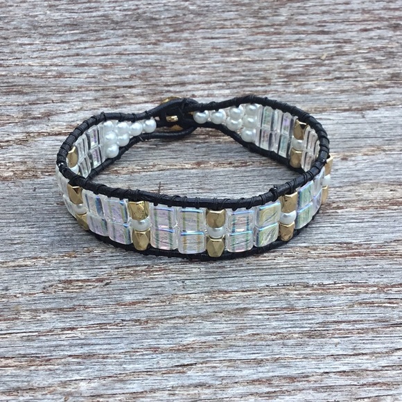 👑 Iridescent & Gold Mini Cuff - Picture 2 of 4